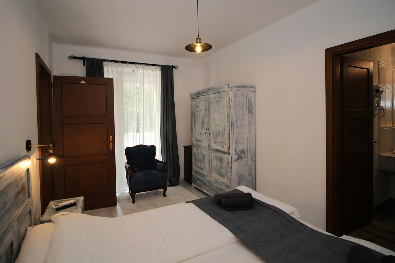 Hotel A Ház Miskolc Esterno foto